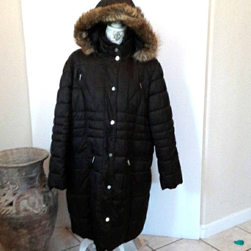 Laundry by Shelli Segal Hooded Puffer Coat